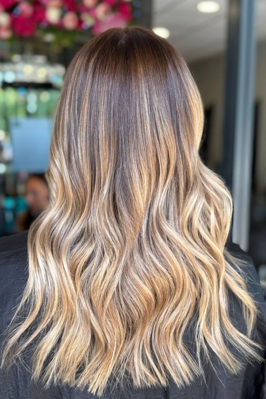 Honey Blonde Hair trend Autumn 2025 Honey Blonde Hair trend Autumn 2025